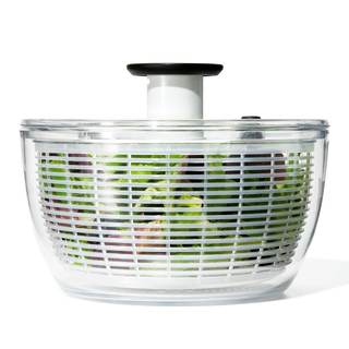 OXO Good Grips Salad Spinner | Lettuce Spinner | Fruit Washer | Fruit Washing Bowl with Strainer | Vegetable C